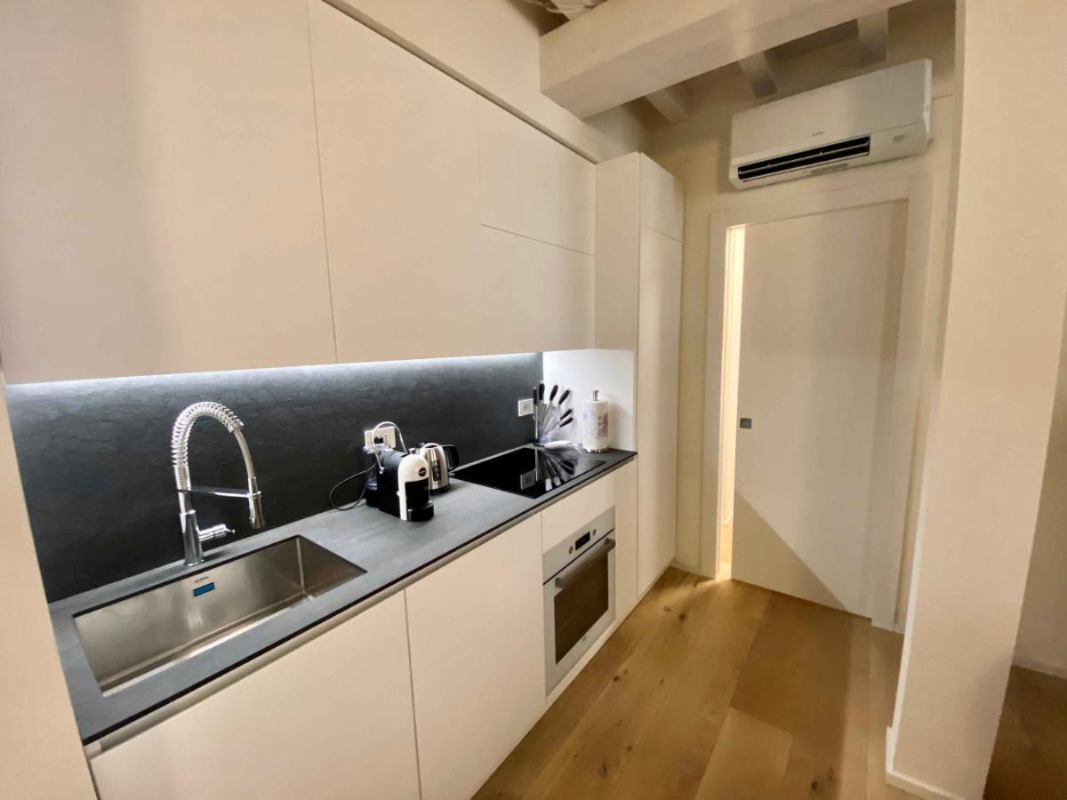 Volto Corte Farina Apartments - Luxury Lofts Verona Exterior photo